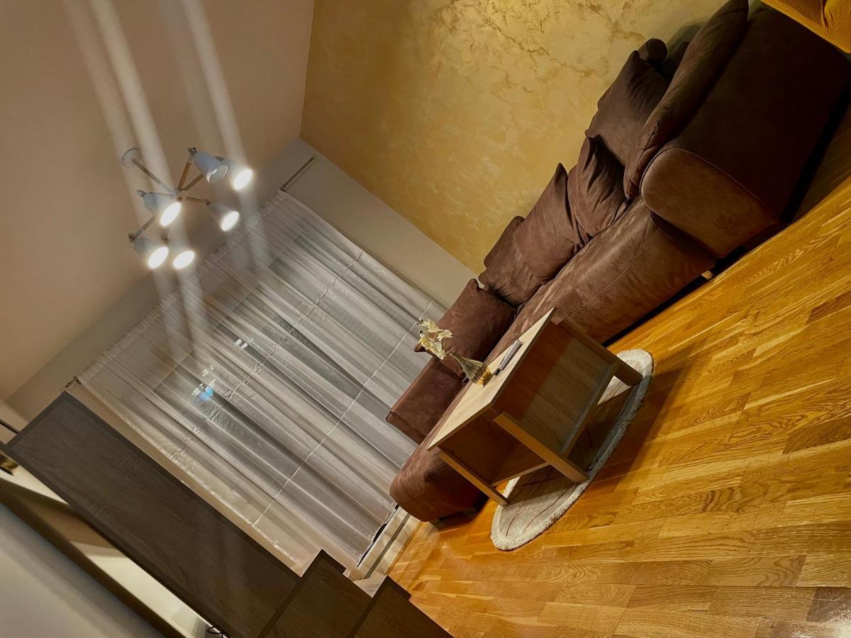 شقة Naki Apartman بودغوريتْسا المظهر الخارجي الصورة