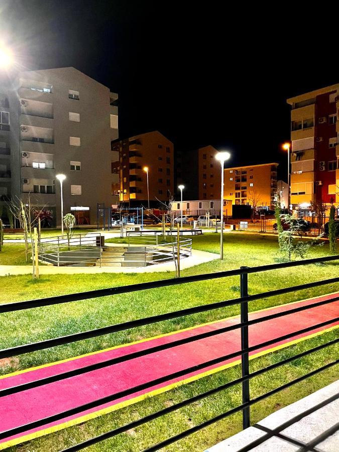 شقة Naki Apartman بودغوريتْسا المظهر الخارجي الصورة