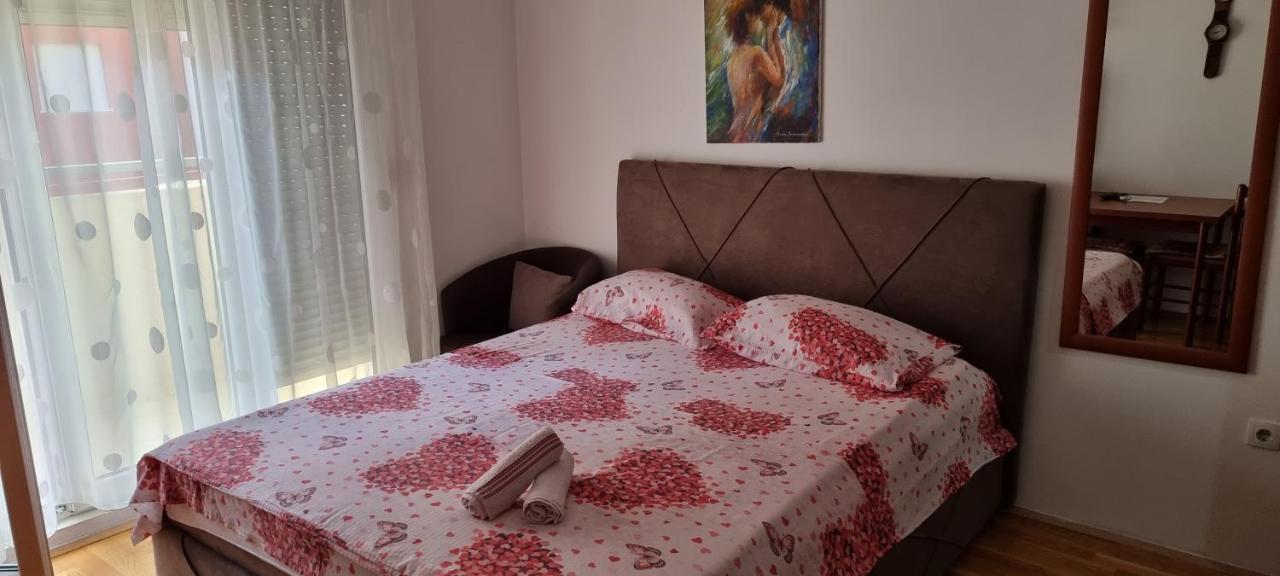 شقة Naki Apartman بودغوريتْسا المظهر الخارجي الصورة