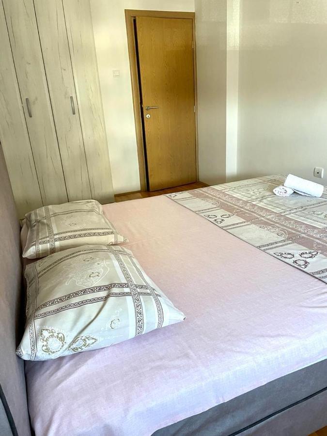 شقة Naki Apartman بودغوريتْسا المظهر الخارجي الصورة